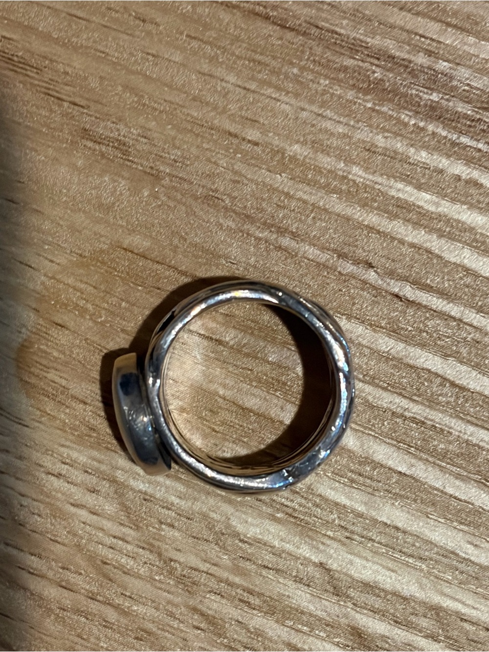 Silpada Silver Ring with Cream Mother-of-Pearl Cabochon - Picture 3 of 4